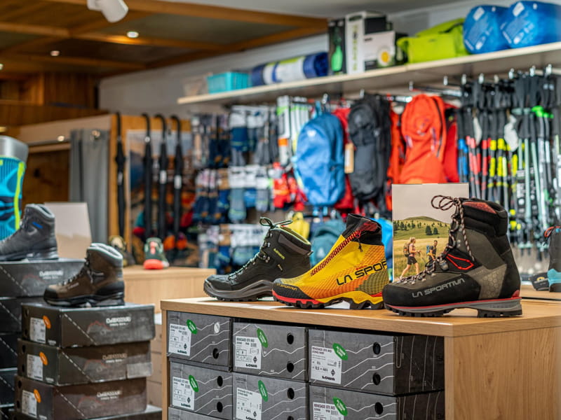 Verleihshop SPORT 2000 Venter Kaufhäusl in Venterstrasse 40, Vent
