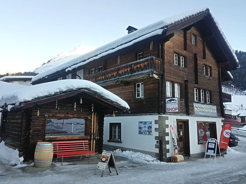 Verleihshop Monntains in Via Alpsu 75, Sedrun