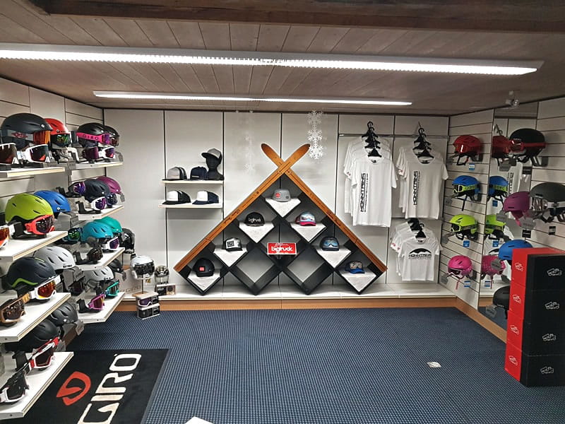 Verleihshop Monntains in Via Alpsu 75, Sedrun