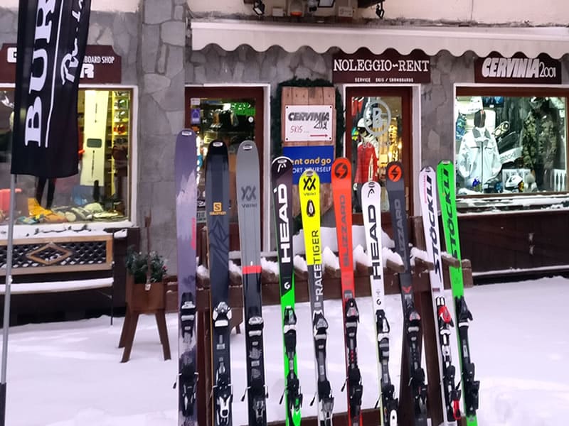 Verleihshop Cervinia 2001 in Via Carrel, 11, Breuil Cervinia