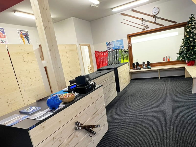 Verleihshop Ski Service Dolomiti in Via Riziò, 32, Auronzo di Cadore