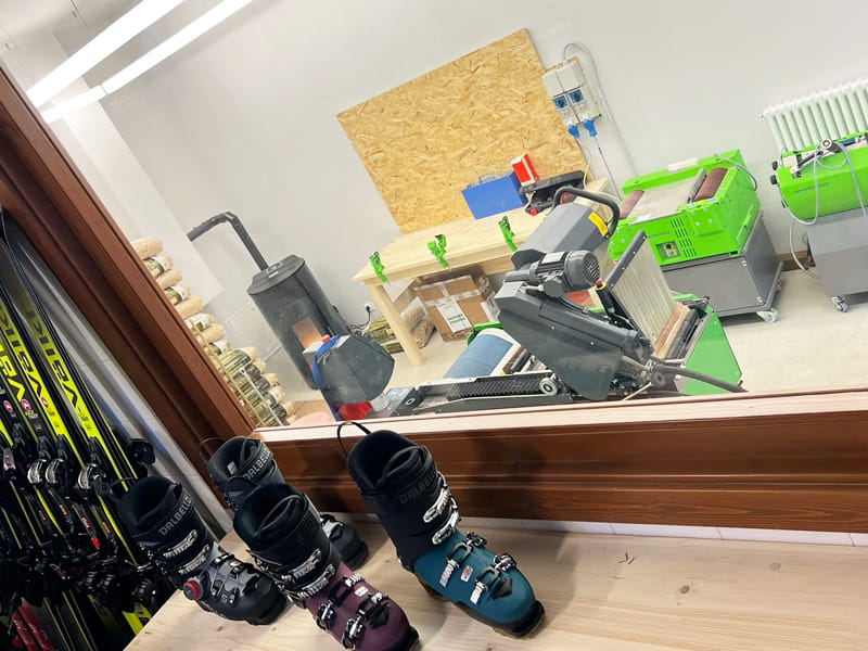Verleihshop Ski Service Dolomiti in Via Riziò, 32, Auronzo di Cadore