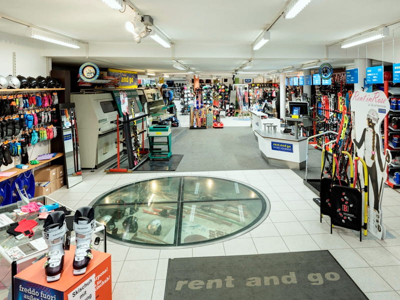 Verleihshop Rent and Go Sport Mayrl in Via Valle Aurina, 41, Sand in Taufers